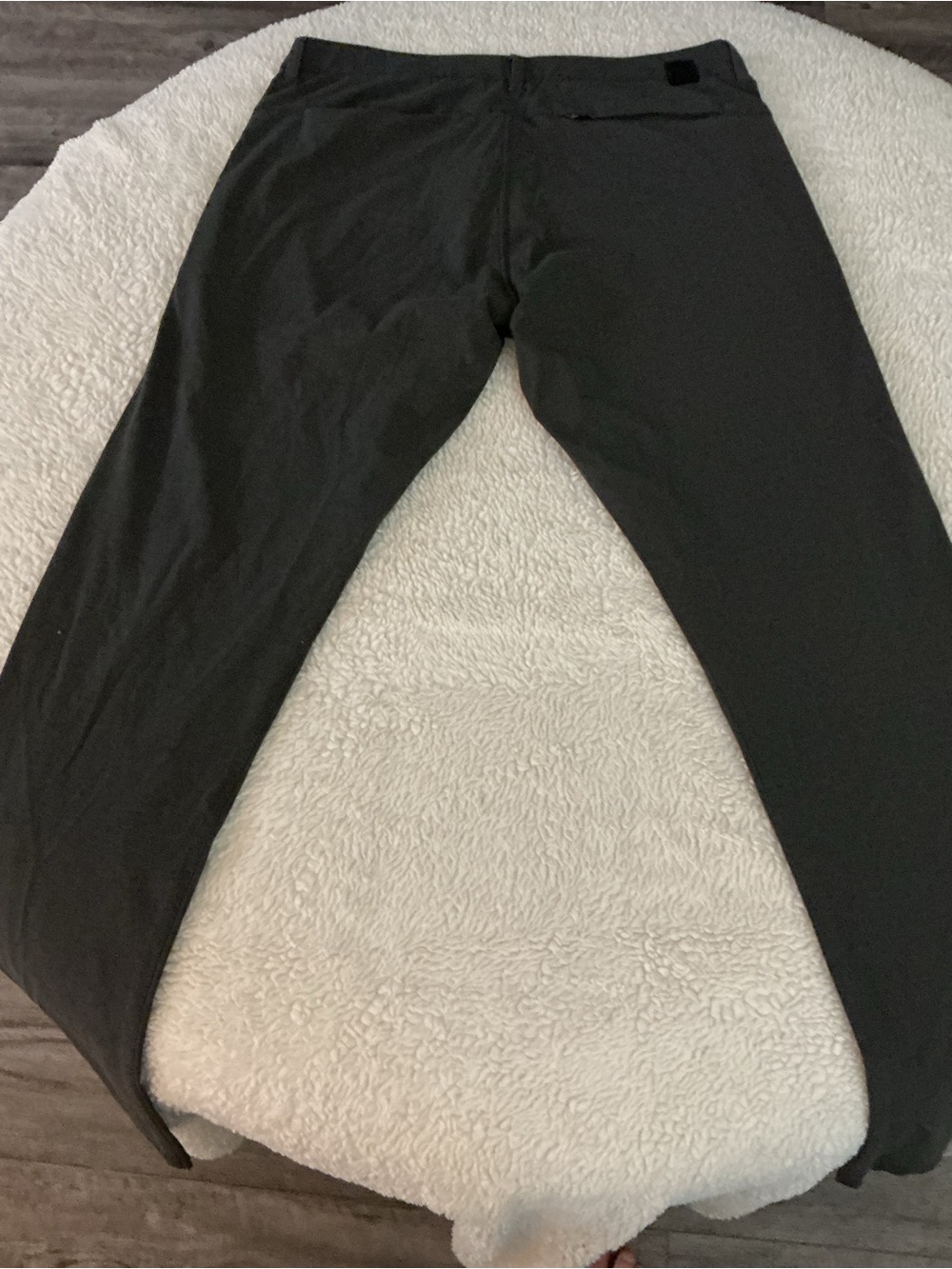 Vuori Black Men's Aim Pants